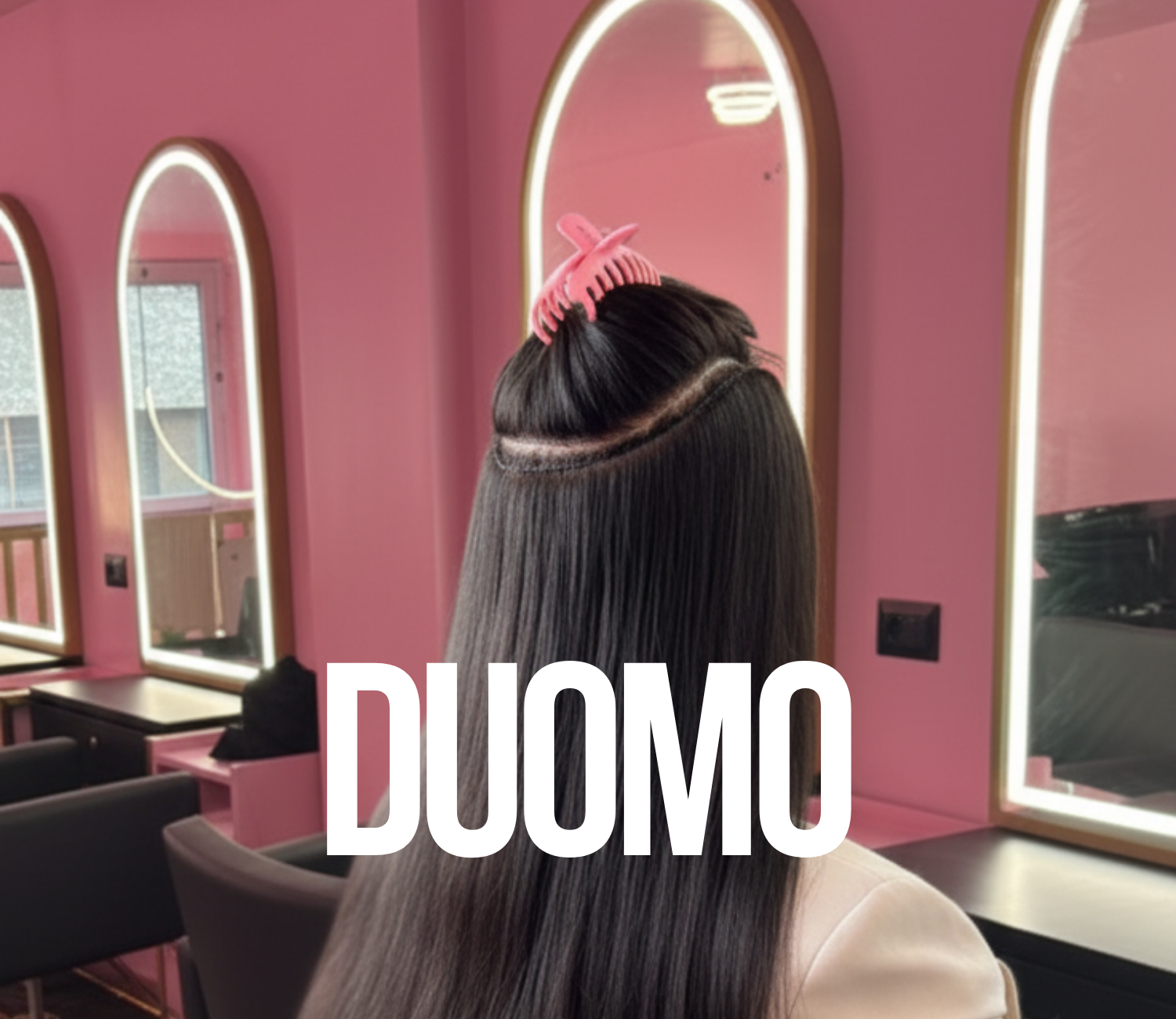 Applicazione professionale extension a tessitura con tecnica Paradise Milano, con materiali di alta qualità.