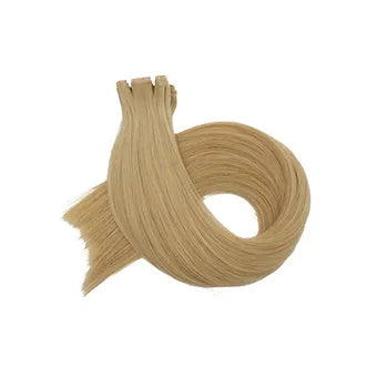 Extension a tessitura biondo chiaro raffinato: look elegante, naturale e realizzato con capelli veri professionali