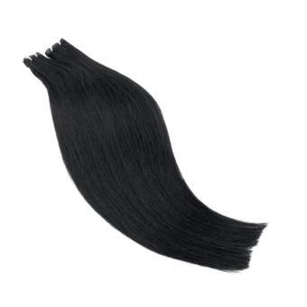 Applicazione professionale di extension capelli veri Paradise nel salone di Milano.