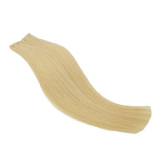 Biondo chiaro beige in capelli veri: extension sottilissime, morbide e con volume pieno fino alle punte, per un look naurtale, raffinato e di alta qualità.