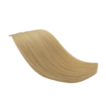Extension a tessitura biondo chiaro raffinato: look elegante, naturale e realizzato con capelli veri professionali