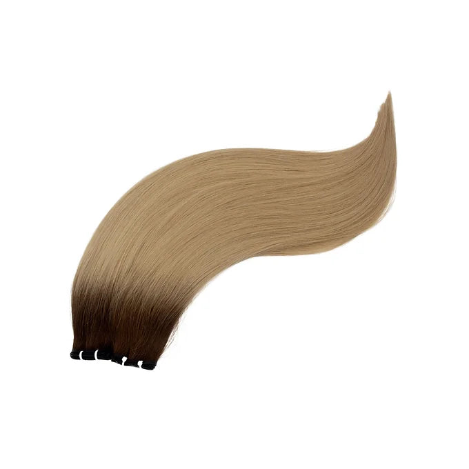 Silvy – Extension capelli a tessitura con radici scure sfumate e lunghezze biondo chiaro: capelli veri di alta qualità per un look prestigioso, naturale e luminoso.