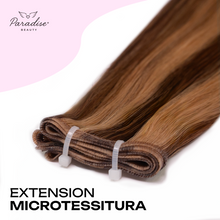 Extension Paradise a microtessitura colore castano e miele, fascia sottile e invisibile in capelli veri, ideale per vendita extension capelli veri Milano e applicazione naturale con metodo professionale in salone.