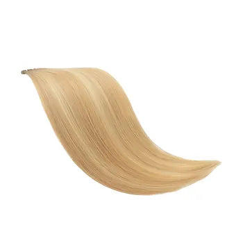 Scopri le Extension Capelli Veri Paradise in colore balayage biondo cenere scuro, perfette per aggiungere volume e lunghezza