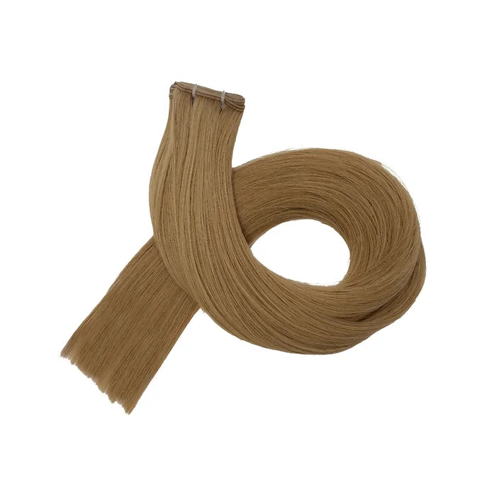 Scopri le Extension Capelli Veri in balayage castano chiaro, perfette per un effetto sfumato e naturale.
