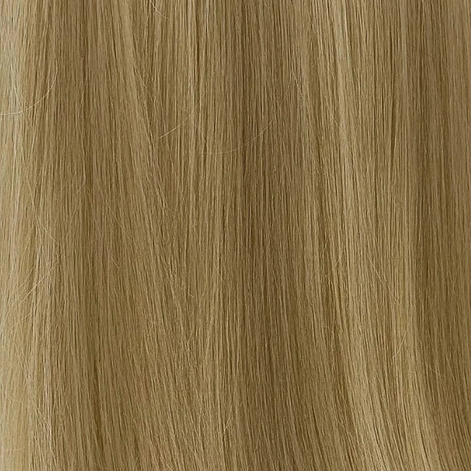 Extension Paradise: capelli veri color balayage biondo cenere scuro per un look elegante e naturale
