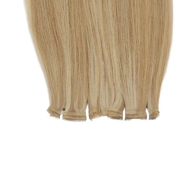 Extension Paradise in capelli veri, balayage biondo cenere scuro, perfette per un aspetto elegante e naturale