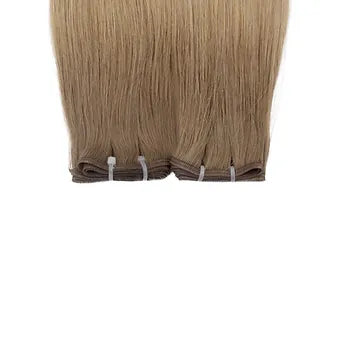 Rinnova il tuo stile con SHATUSH ARY 2, dove delicate sfumature si incontrano per creare un effetto biondo mozzafiato.
