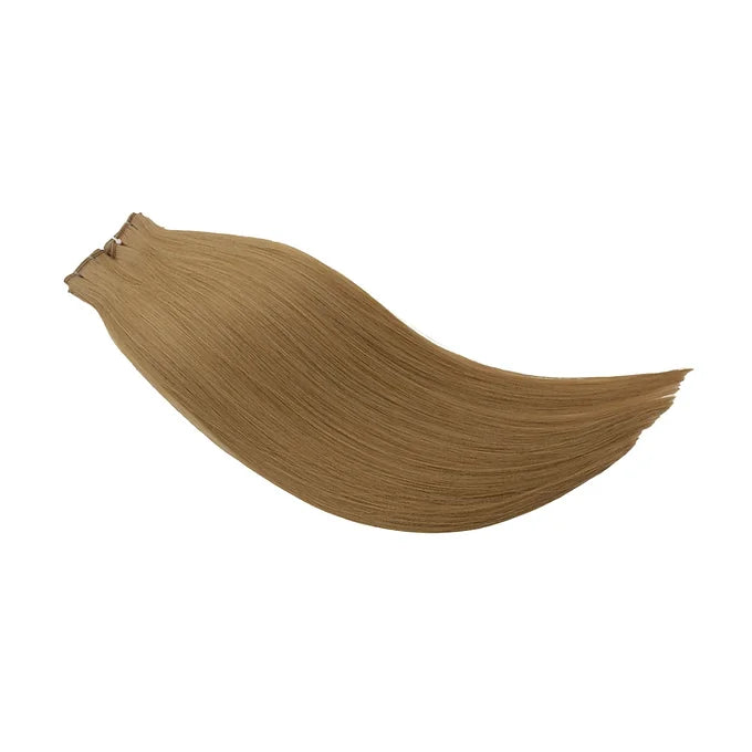 Le Extension Capelli Veri in balayage castano chiaro offrono un effetto naturale e luminoso
