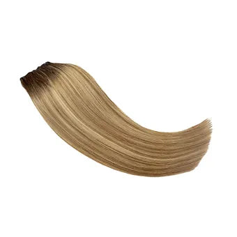 Con le Extension Capelli Veri Paradise in balayage biondo scuro, puoi ottenere un look sofisticato e alla moda. 